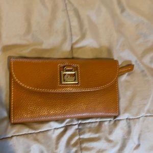 Dooney Bourke leather wallet